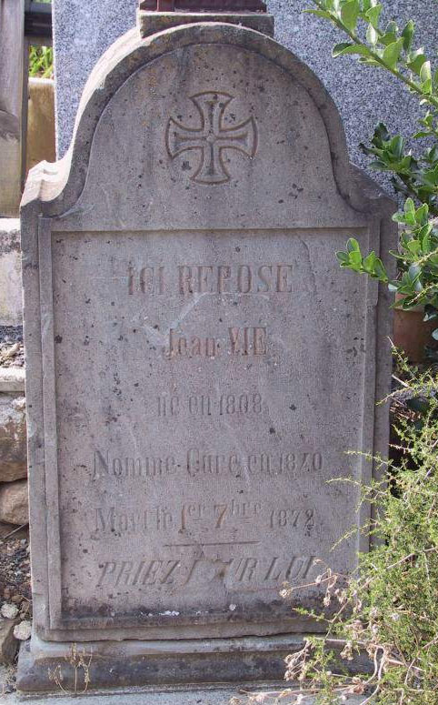 Het graf van Jean Vié met de verwijzing naar 17 januari
